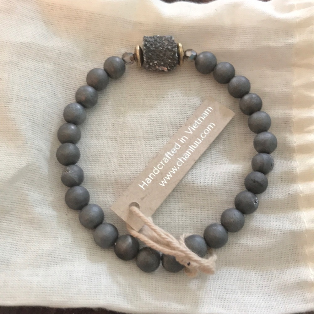 Chan luau stretch bracelet